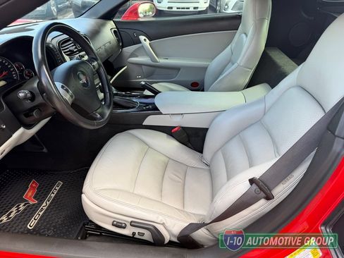 Used 2009 Chevrolet Corvette Coupe w/ Preferred Equipment Group RWD image 14