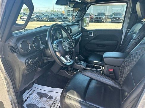 Used 2021 Jeep Wrangler Unlimited Sahara AWD/4WD image 31