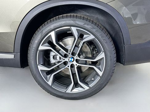 New 2026 BMW X5 sDrive40i w/ Climate Comfort Package image 33