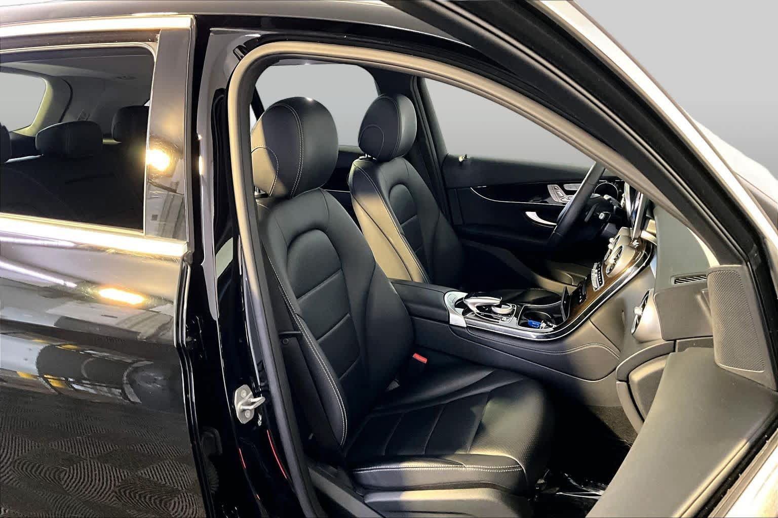 Used 2016 Mercedes-Benz GLC 300 4MATIC image 8