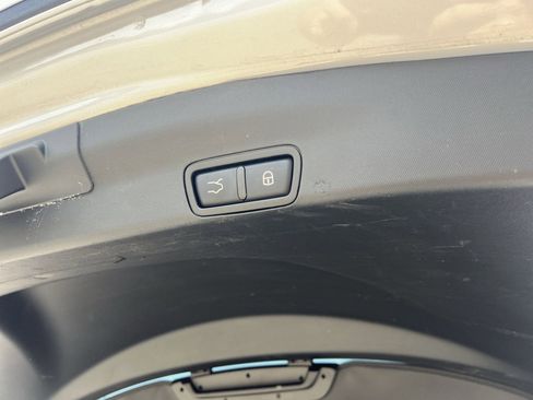 Used 2023 Alfa Romeo Stelvio Ti image 26