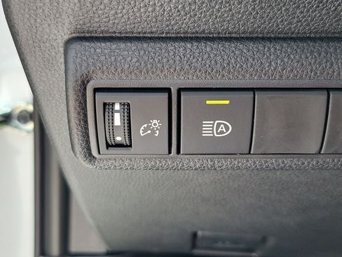 Used 2026 Toyota Corolla LE FWD image 30