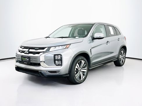 Used 2024 Mitsubishi Outlander Sport SE image 3