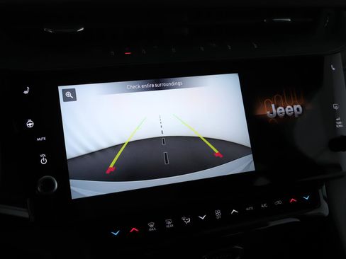 New 2026 Jeep Grand Cherokee Limited w/ Limited Altitude Package image 11