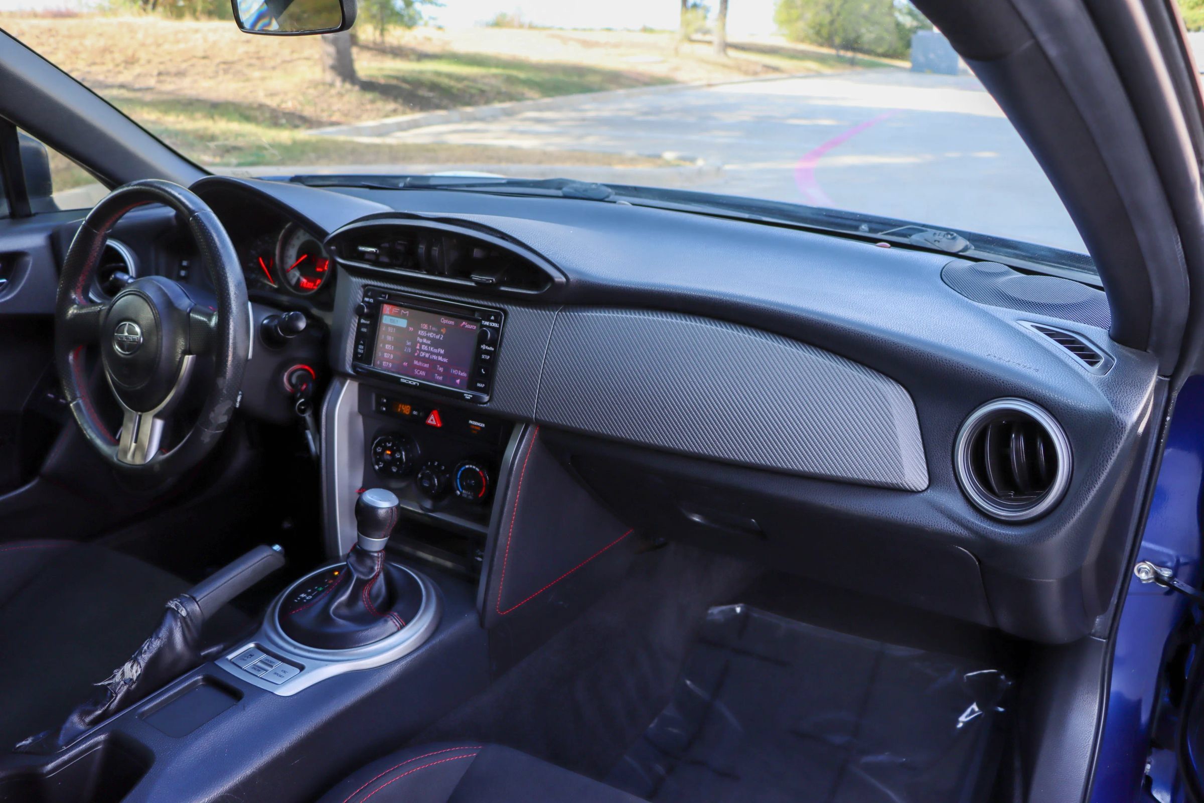Used 2015 Scion FR-S RWD image 20