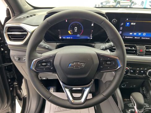 New 2025 Chevrolet TrailBlazer ACTIV w/ Convenience Package AWD/4WD image 23
