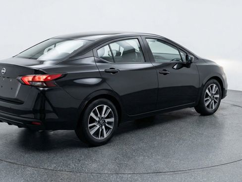 Used 2025 Nissan Versa SV FWD image 9