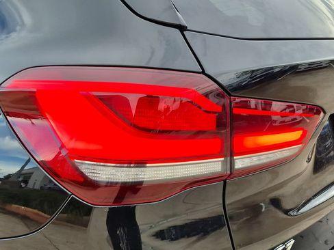 Used 2021 BMW X1 sDrive28i w/ Premium Package FWD image 11
