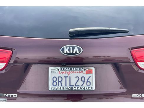 Used 2017 Kia Sorento EX FWD image 7