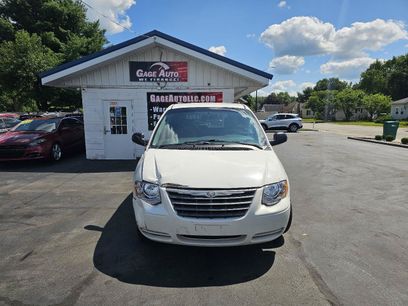 Used 2007 Chrysler Town & Country LX w/ Popular Equipment Group II