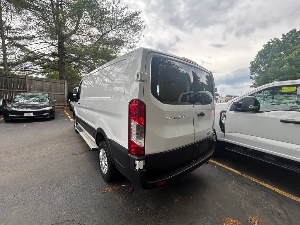 Used 2025 Ford Transit 250 Low Roof w/ Exterior Upgrade Package RWD image 5