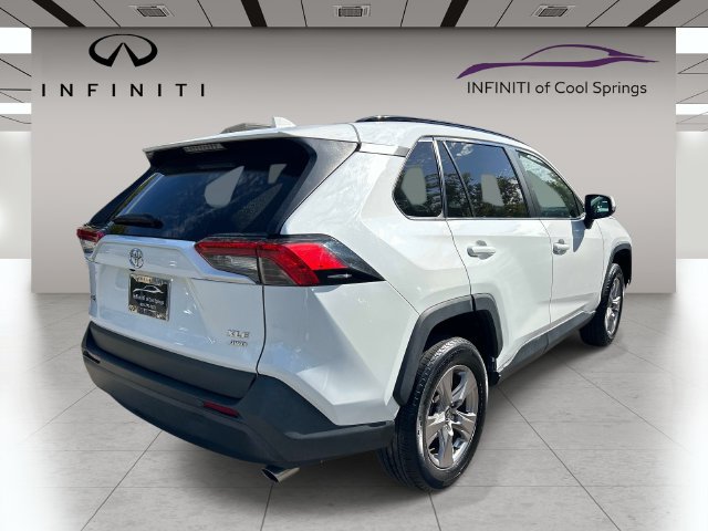 Used 2022 Toyota RAV4 XLE AWD/4WD image 7
