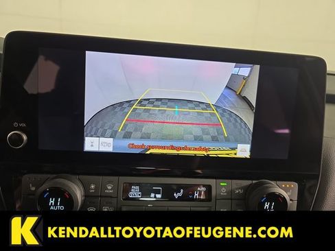Used 2025 Toyota Grand Highlander AWD image 14