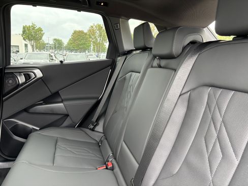 Used 2026 BMW X3 xDrive30 w/ Premium Package image 34