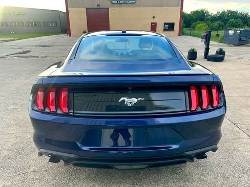 Used 2019 Ford Mustang Coupe w/ Equipment Group 101A RWD image 5