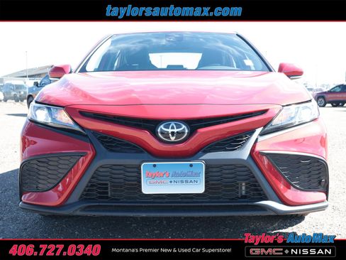 Used 2024 Toyota Camry SE FWD image 35