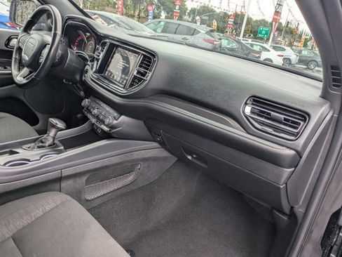 Used 2024 Dodge Durango SXT image 6