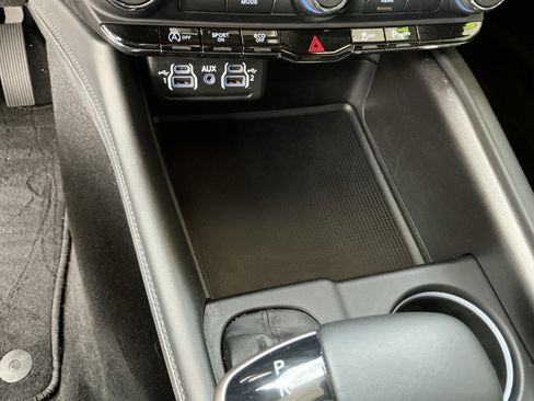 Used 2023 Dodge Durango SXT Launch Edition image 27