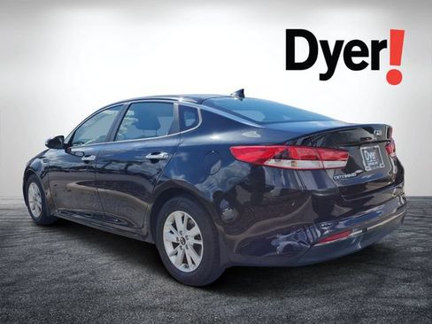 Used 2017 Kia Optima LX FWD image 5