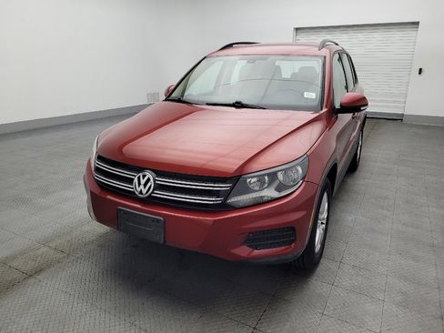 Used 2016 Volkswagen Tiguan S image 15