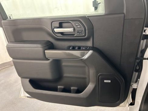 Used 2023 GMC Sierra 3500 AT4 w/ AT4 Preferred Package image 27