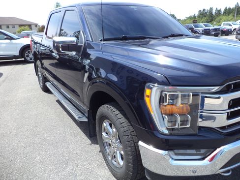 Used 2021 Ford F150 Lariat AWD/4WD image 9