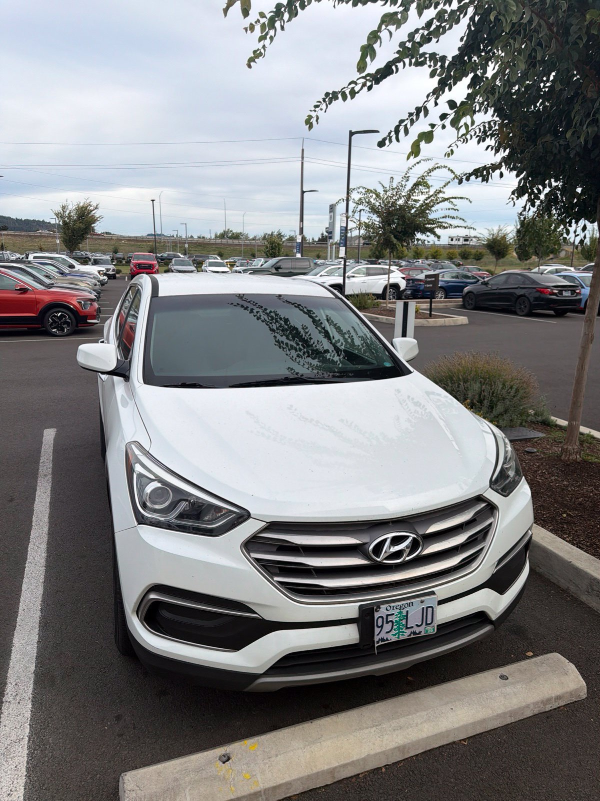 Used 2018 Hyundai Santa Fe Sport FWD image 1