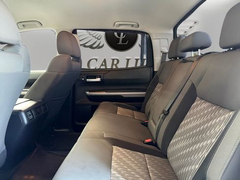 Used 2020 Toyota Tundra SR5 w/ SR5 Convenience Package image 13