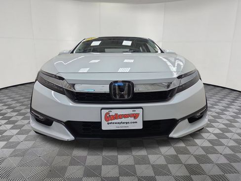 Used 2018 Honda Clarity Touring image 5