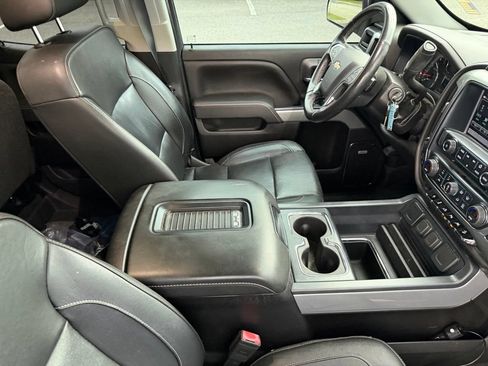 Used 2018 Chevrolet Silverado 1500 LTZ Z71 w/ LTZ Plus Package AWD/4WD image 16