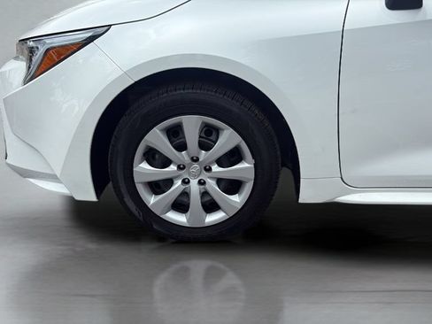 Used 2026 Toyota Corolla LE FWD image 24