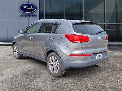 Used 2016 Kia Sportage LX w/ LX Popular Package image 4