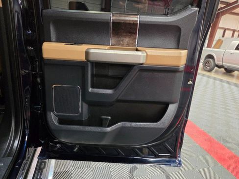 Used 2022 Ford F250 Lariat w/ Lariat Ultimate Package image 38