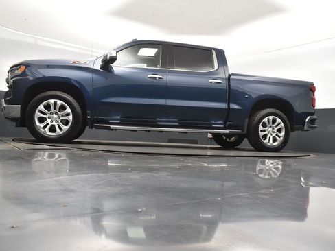 Used 2022 Chevrolet Silverado 1500 LTZ w/ LTZ Premium Package image 44