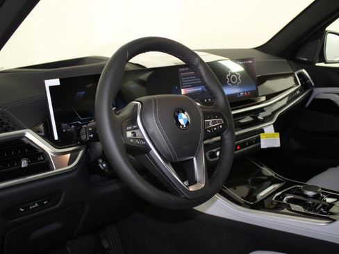 New 2026 BMW X5 sDrive40i w/ Climate Comfort Package image 4