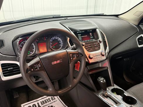 Used 2017 GMC Terrain SLE FWD image 12
