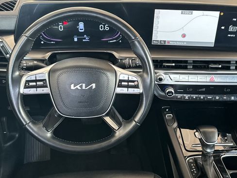 Used 2024 Kia Telluride S AWD/4WD image 14