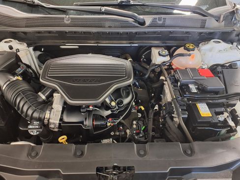 Used 2022 Chevrolet Blazer LT w/ Redline Edition image 28