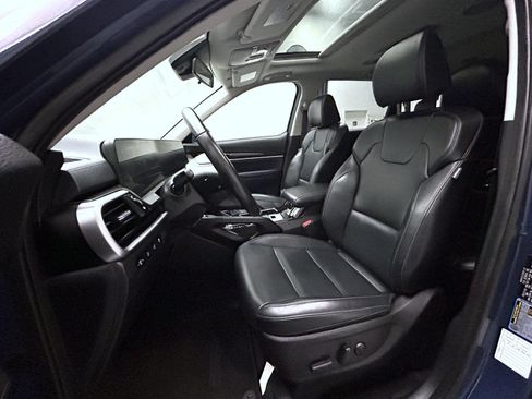 Used 2025 Kia Telluride S AWD/4WD image 10