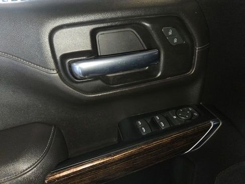 Used 2022 GMC Sierra 1500 Elevation w/ LPO, Elevation Black Package image 13