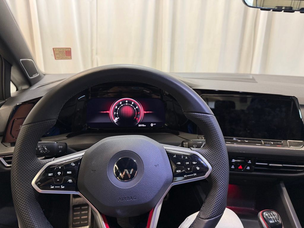 Used 2022 Volkswagen GTI Autobahn FWD image 8