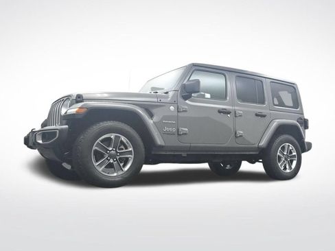 Used 2022 Jeep Wrangler Unlimited Sahara w/ LED Lighting Group AWD/4WD image 30