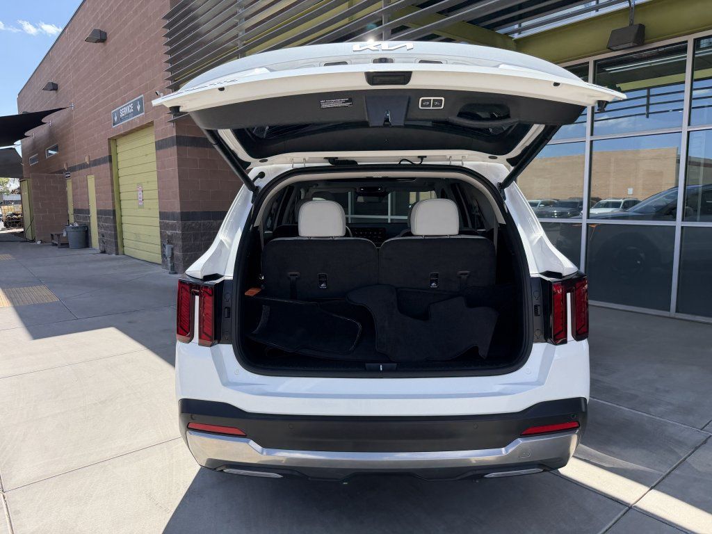 Used 2025 Kia Sorento EX w/ EX Panoramic Sunroof Package AWD/4WD image 37