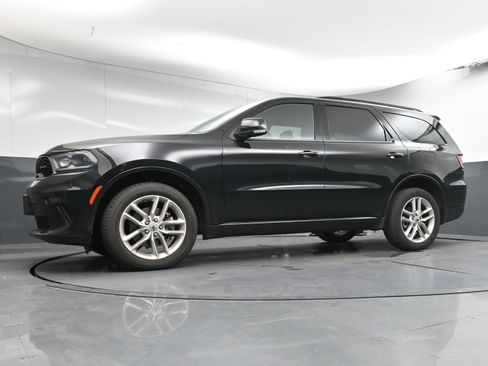 Used 2023 Dodge Durango GT image 23