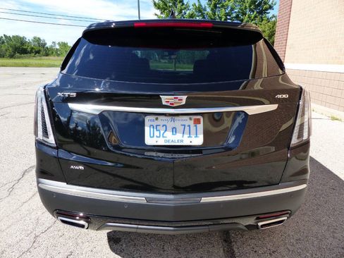 Used 2021 Cadillac XT5 Sportv w/ Platinum Package AWD/4WD image 8