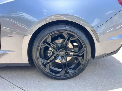 Used 2020 Chevrolet Camaro LS RWD image 33