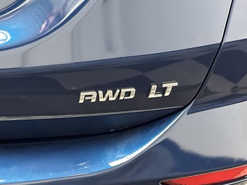 Used 2019 Chevrolet Equinox LT image 30