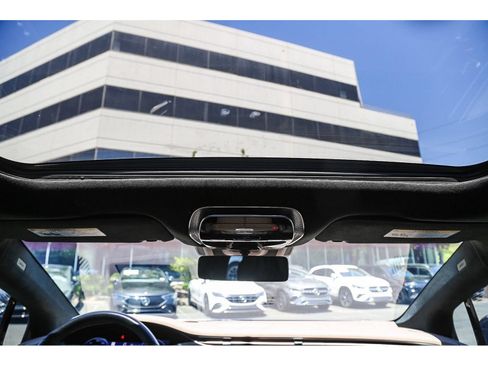 Used 2022 Mercedes-Benz EQS 580 4MATIC Sedan image 14