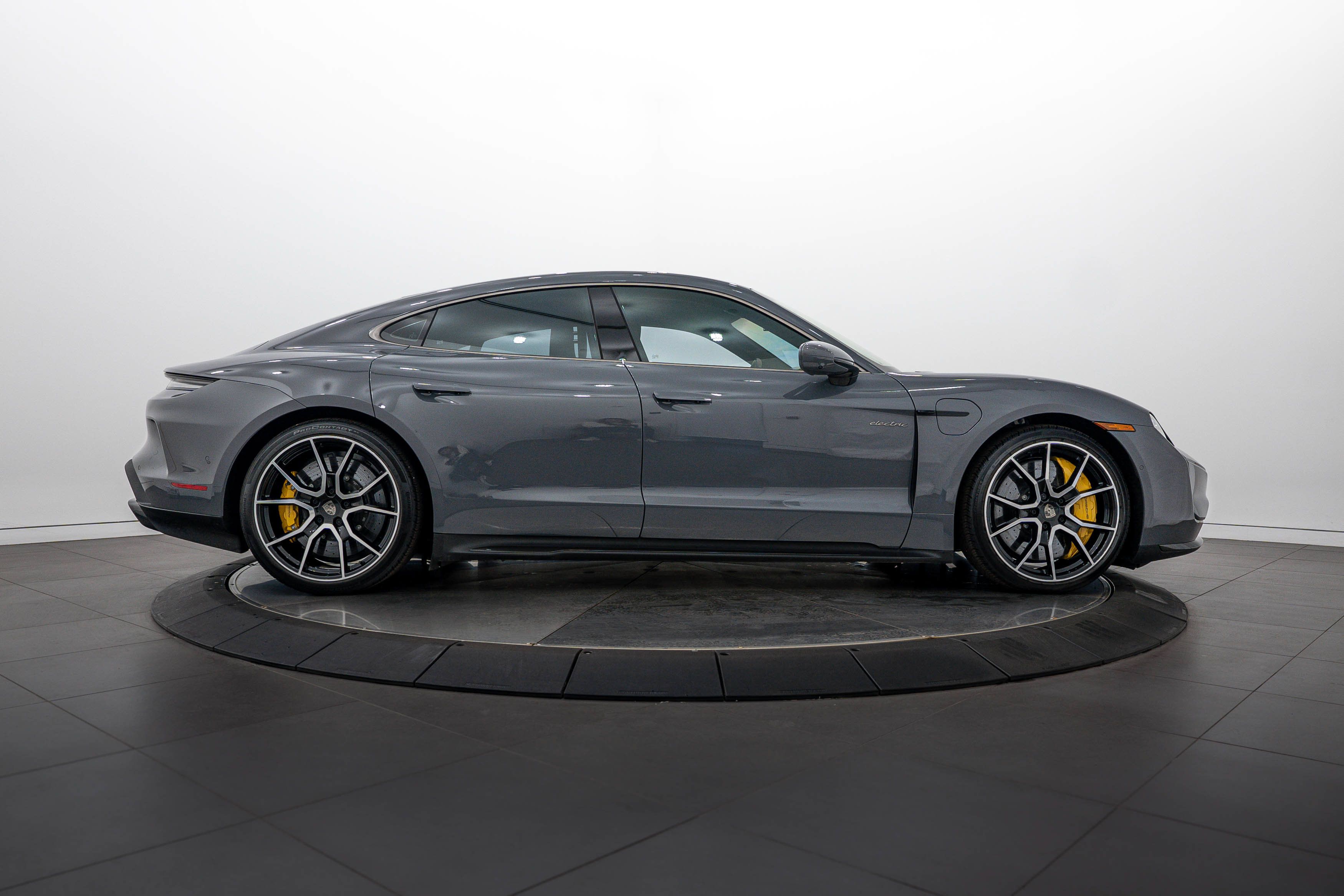 Certified 2026 Porsche Taycan Turbo S AWD/4WD image 8
