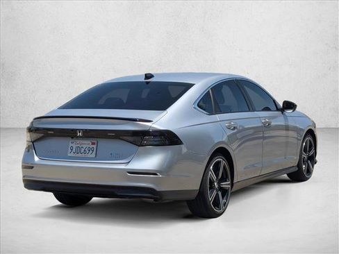 Used 2023 Honda Accord Sport image 5